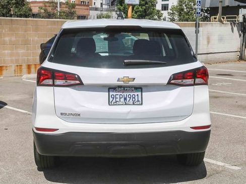 Used 2023 Chevrolet Equinox LS FWD image 9