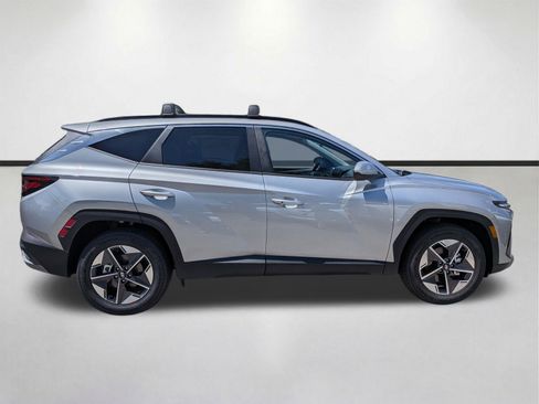 New 2026 Hyundai Tucson SEL Plus FWD image 3