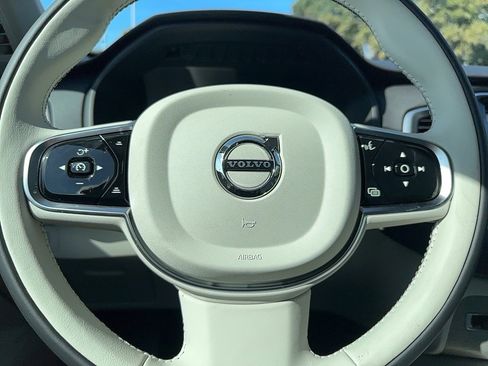 New 2025 Volvo XC90 T8 Core w/ Climate Package image 21