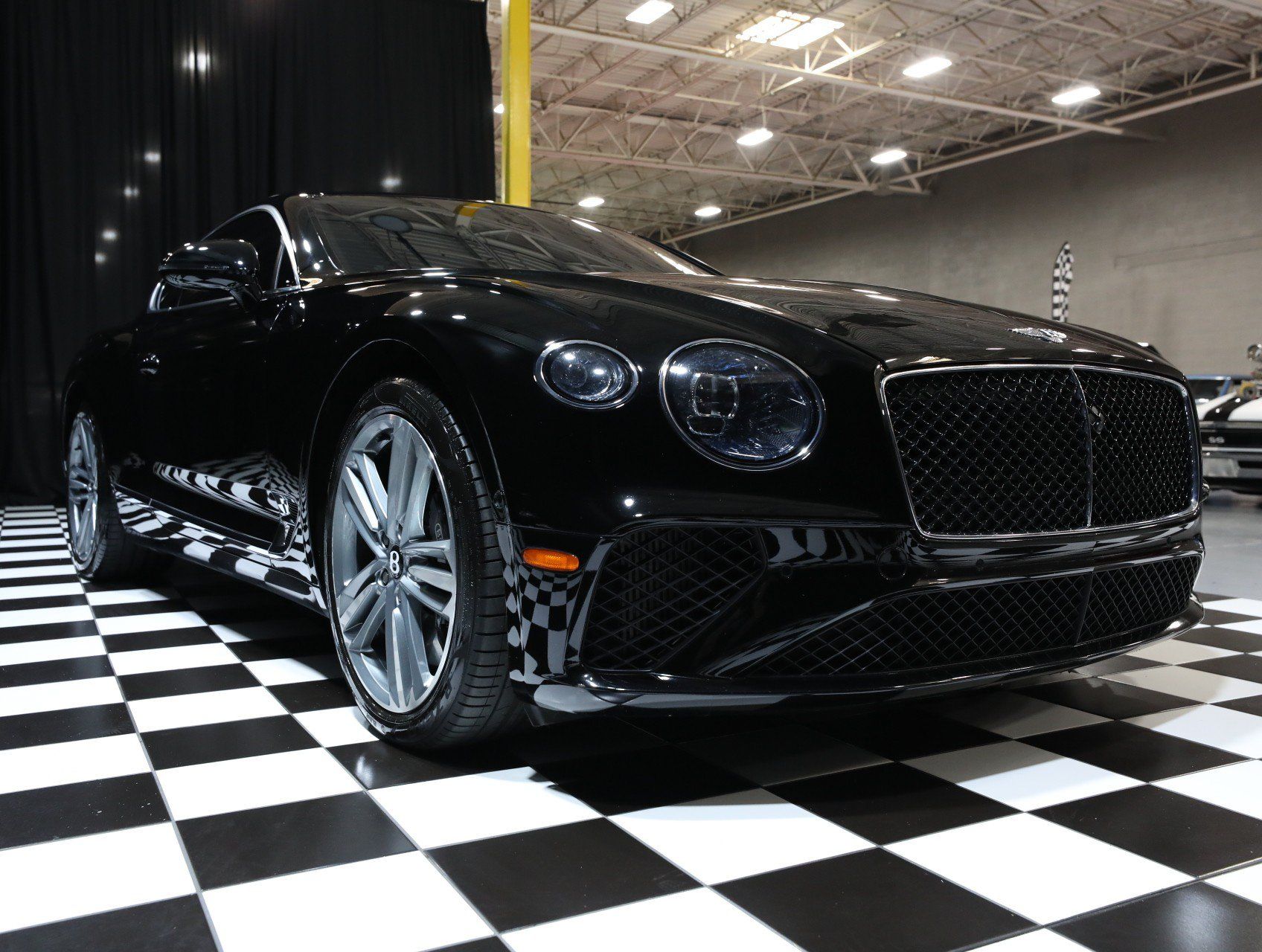 Used 2024 Bentley Continental GT Mulliner AWD/4WD image 14