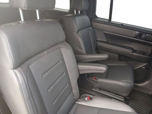 Used 2024 Hyundai Santa Fe Calligraphy image 17