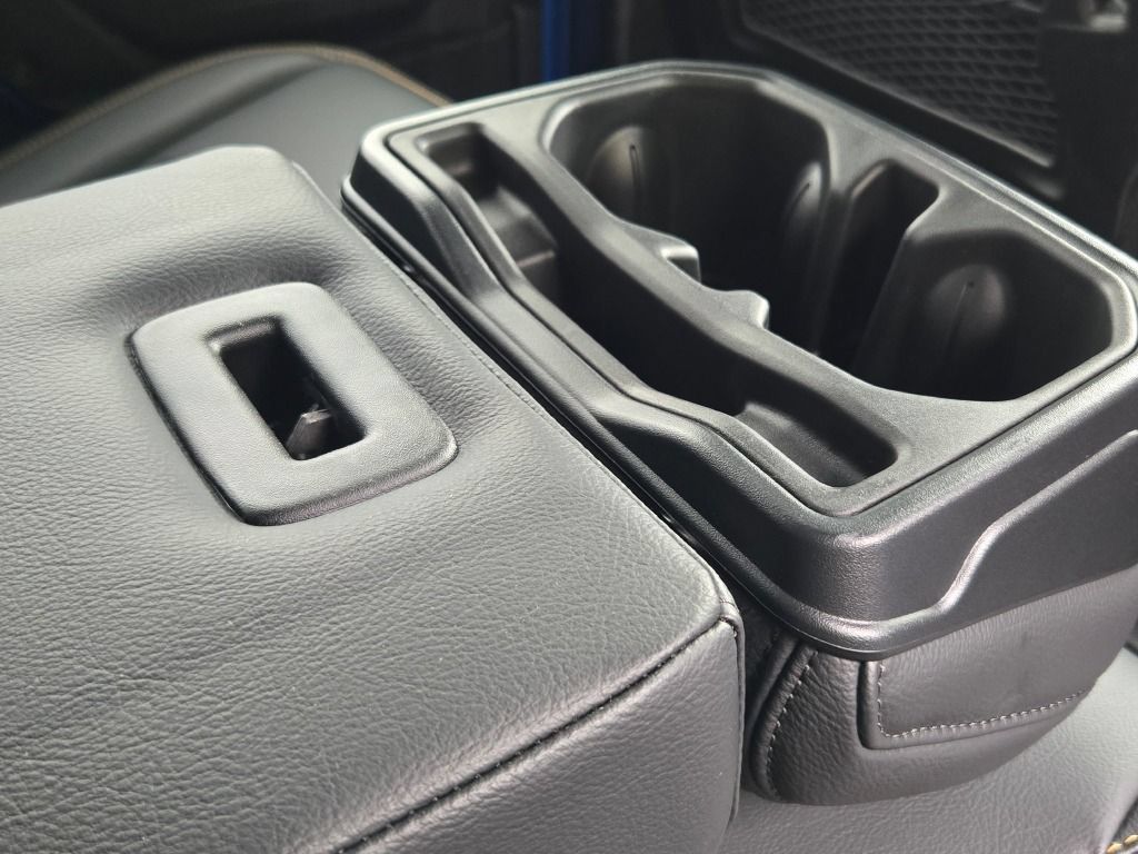 New 2026 Jeep Wrangler Unlimited Sahara AWD/4WD image 13