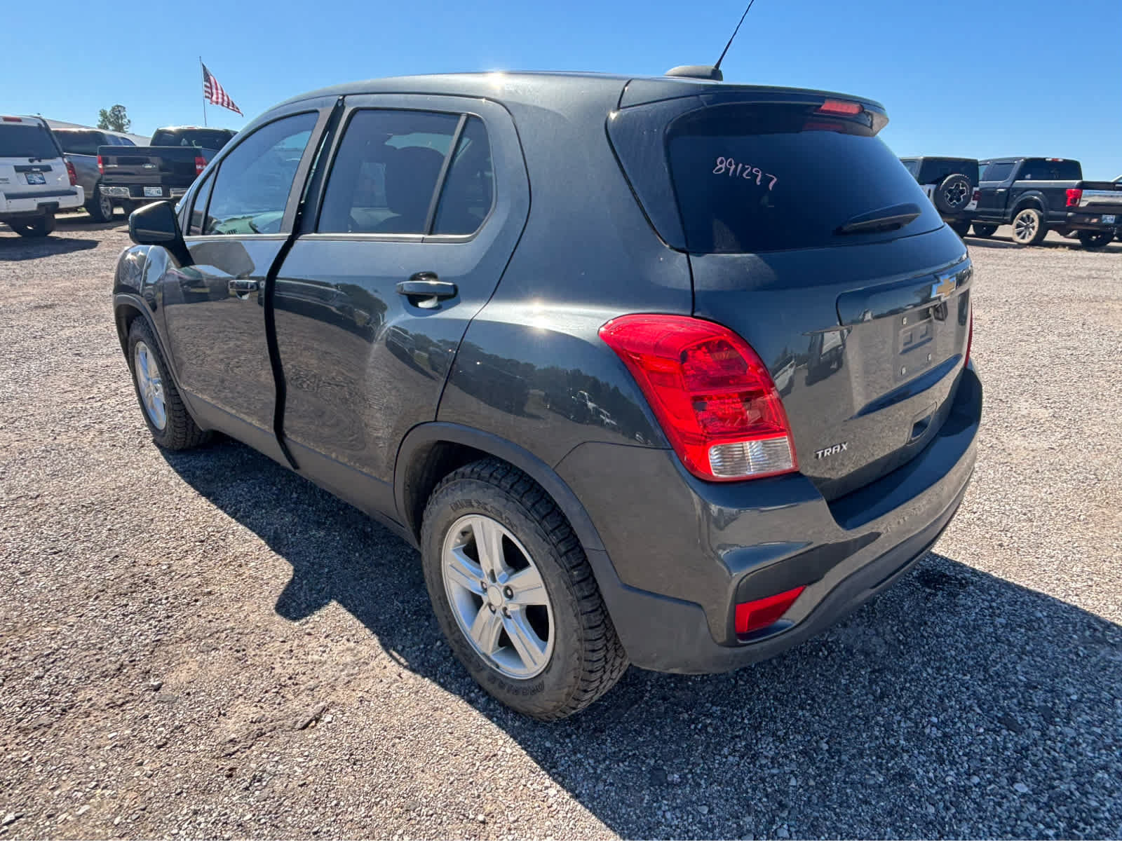 Used 2020 Chevrolet Trax LS w/ Tint and Cruise Package FWD image 5