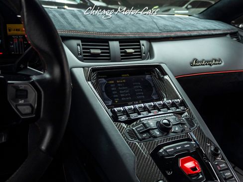 Used 2017 Lamborghini Aventador LP 750-4 Superveloce image 33