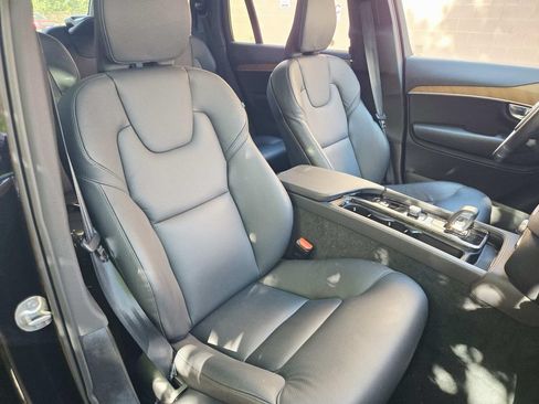 Used 2025 Volvo XC90 B6 Plus w/ Protection Package AWD/4WD image 19