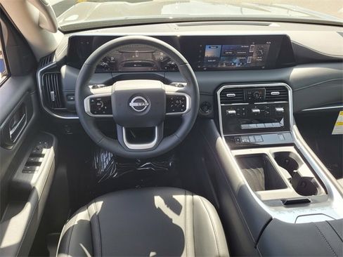 New 2025 Nissan Armada SV image 6