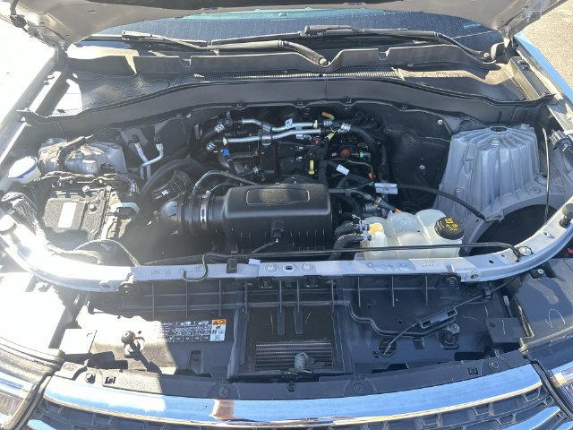Used 2023 Ford Explorer XLT w/ Equipment Group 202A AWD/4WD image 25