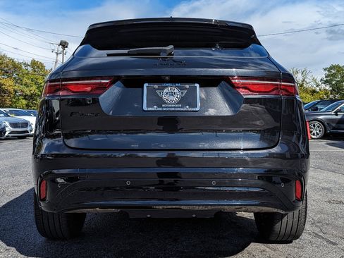 Used 2023 Jaguar F-PACE S image 9