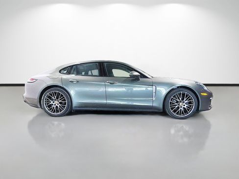 Used 2022 Porsche Panamera 4 Platinum Edition image 6