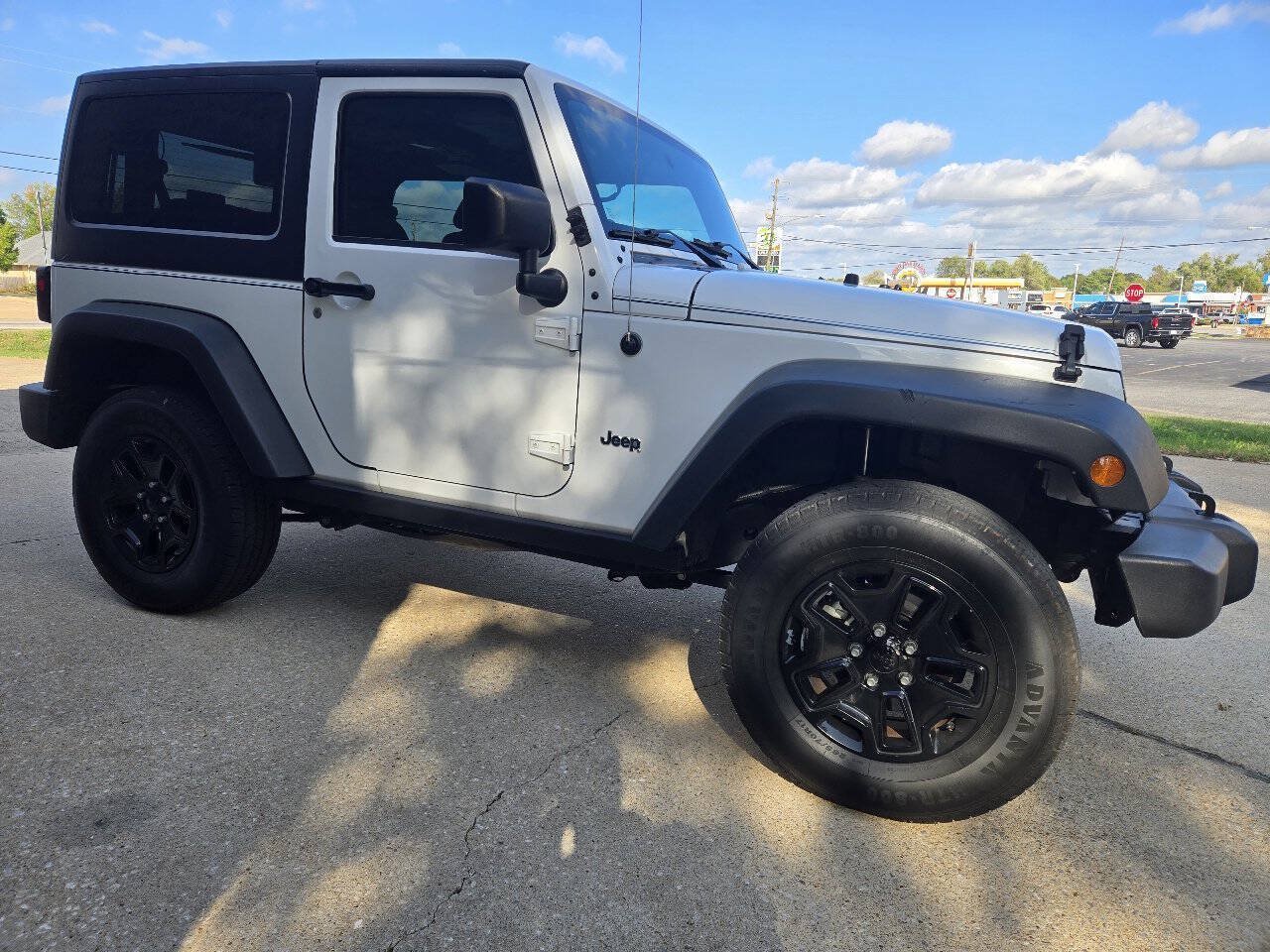 Used 2016 Jeep Wrangler Sport AWD/4WD image 5
