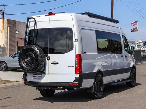 Used 2024 Mercedes-Benz Sprinter 2500 image 15