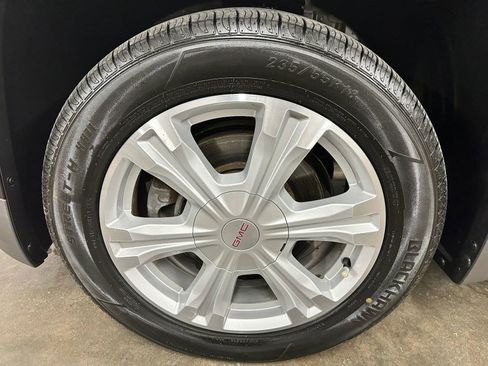 Used 2017 GMC Terrain SLE image 16