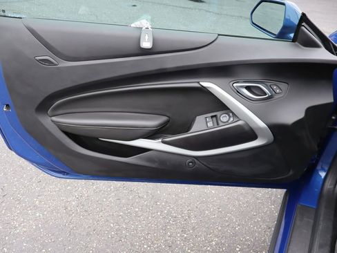 Used 2020 Chevrolet Camaro SS RWD image 20