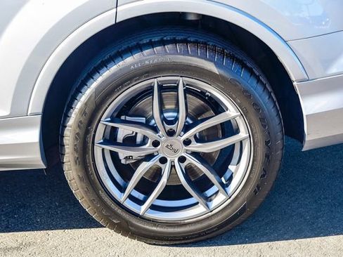 Used 2022 Audi Q7 2.0T Premium Plus w/ Premium Plus Package image 9