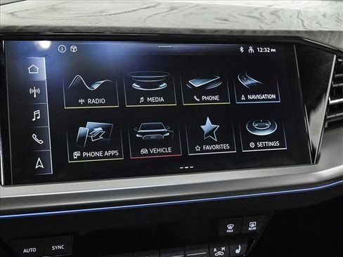 Certified 2024 Audi Q4 e-tron Premium Plus AWD/4WD image 15