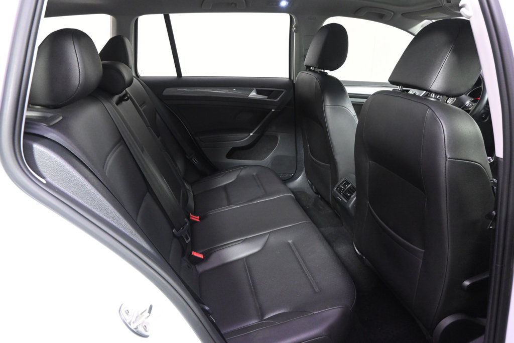 Used 2019 Volkswagen Golf Alltrack SE AWD/4WD image 18