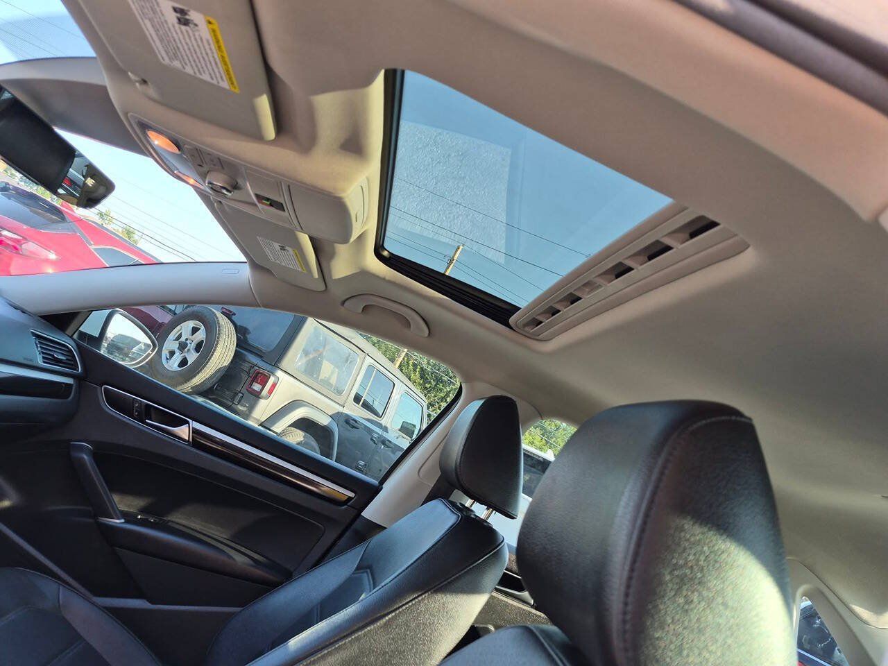 Used 2019 Volkswagen Passat 2.0T SE R-Line FWD image 15