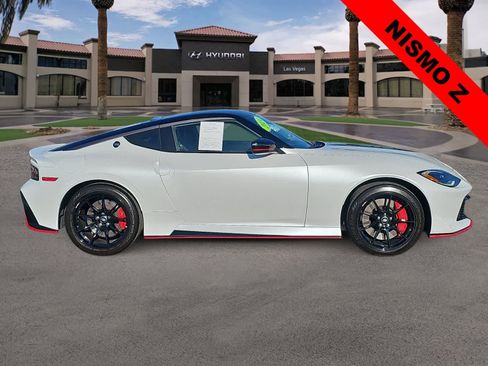 Used 2024 Nissan Z NISMO w/ Floor Mat Package RWD image 9
