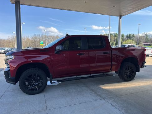 Used 2021 Chevrolet Silverado 1500 LT Trail Boss w/ Convenience Package II image 4