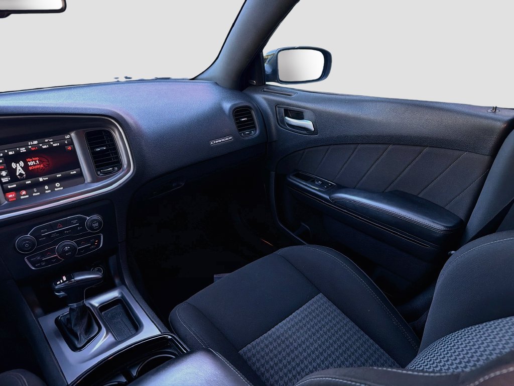 Used 2020 Dodge Charger GT w/ Blacktop Package RWD image 22