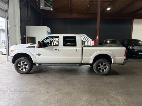 Used 2015 Ford F350 Lariat w/ Lariat Ultimate Package AWD/4WD image 2