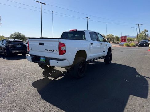Used 2019 Toyota Tundra SR5 w/ Convenience Package AWD/4WD image 5