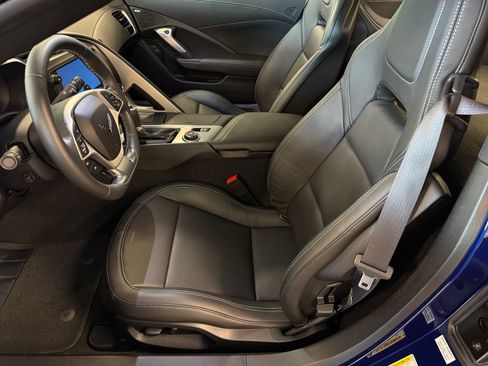 Used 2016 Chevrolet Corvette Stingray Coupe w/ Carbon Flash Badge Package RWD image 19