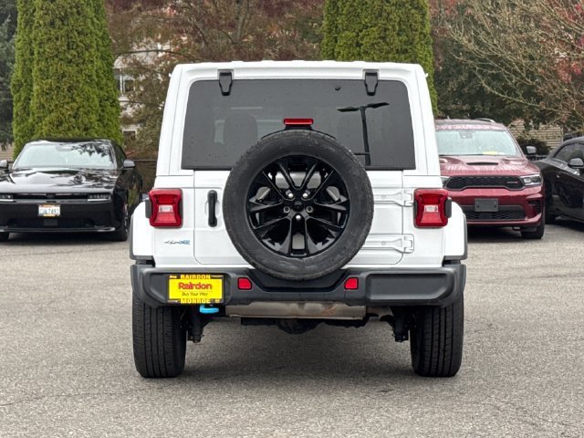 Used 2024 Jeep Wrangler Unlimited Sahara AWD/4WD image 5
