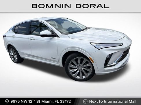 Used 2024 Buick Envista Avenir FWD image 1