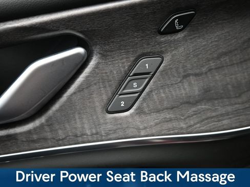 Used 2023 Jeep Grand Cherokee Overland w/ Luxury Tech Group IV AWD/4WD image 20