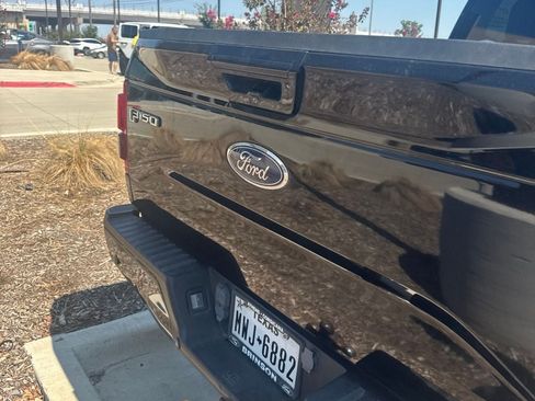 Used 2017 Ford F150 Lariat AWD/4WD image 8