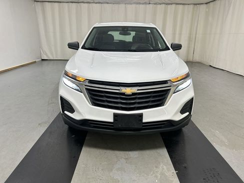 Used 2022 Chevrolet Equinox LS image 3
