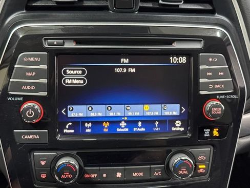 Used 2022 Nissan Maxima Platinum FWD image 19