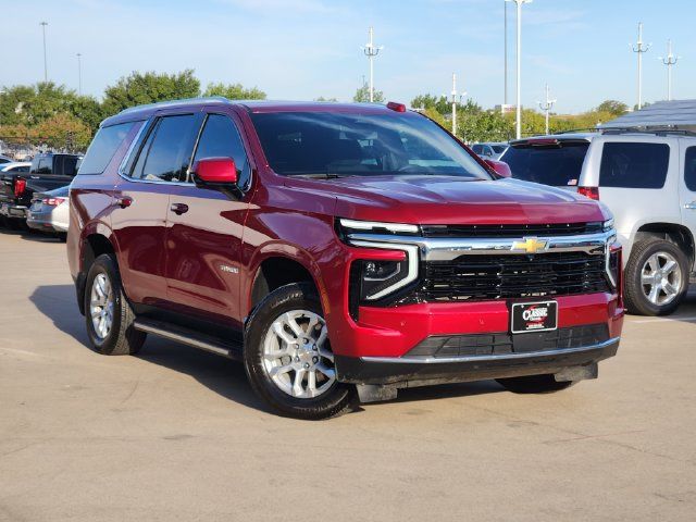 Used 2025 Chevrolet Tahoe LS RWD image 2