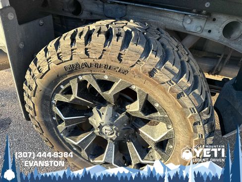 Used 2018 Chevrolet Silverado 2500 LTZ image 10