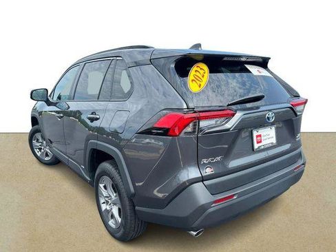 Certified 2023 Toyota RAV4 XLE w/ XLE Grade Weather Package AWD/4WD image 6