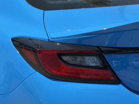 Used 2022 Toyota GR86 Premium RWD image 8
