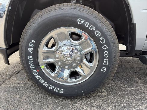New 2026 RAM 2500 Tradesman AWD/4WD image 9