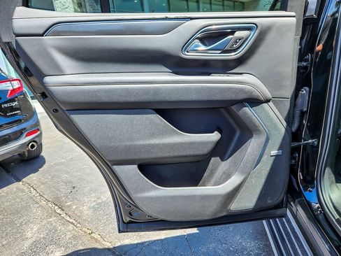 Used 2023 GMC Yukon AT4 w/ Technology Package AWD/4WD image 20