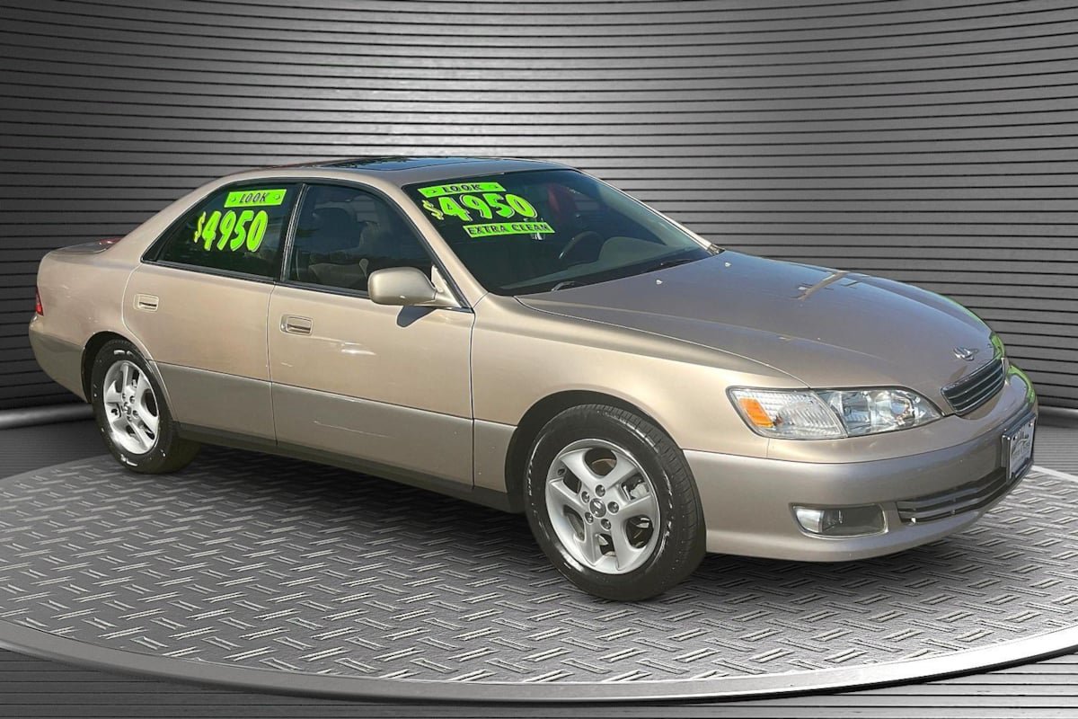 Used 2000 Lexus ES 330 w/ Lexus Value Pkg FWD image 1