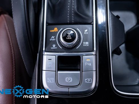 Used 2024 Kia Telluride SX image 17