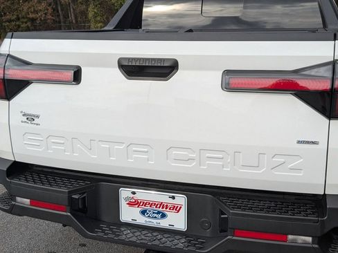 Used 2024 Hyundai Santa Cruz SEL w/ Activity Package image 7