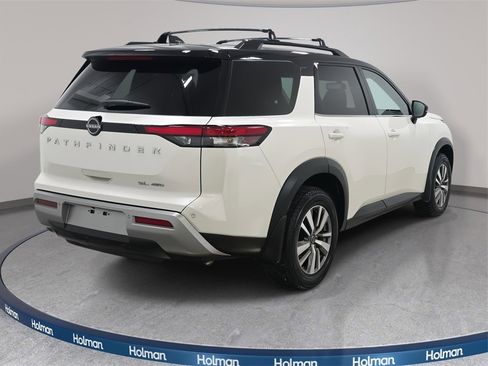 Used 2022 Nissan Pathfinder SL image 7