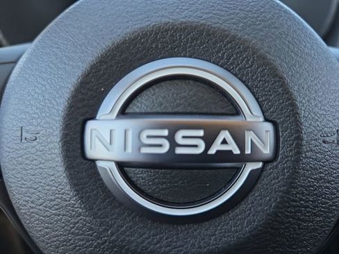 Used 2025 Nissan Versa S w/ S Plus Package image 5