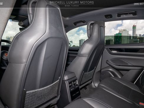 Used 2024 Porsche Macan 4 Electric AWD/4WD image 19
