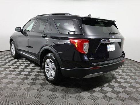 Used 2022 Ford Explorer XLT w/ Equipment Group 202A image 7
