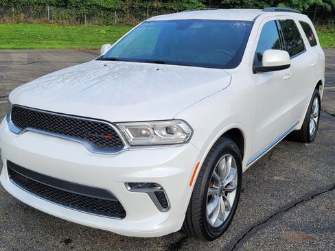 Used 2021 Dodge Durango SXT AWD/4WD image 3