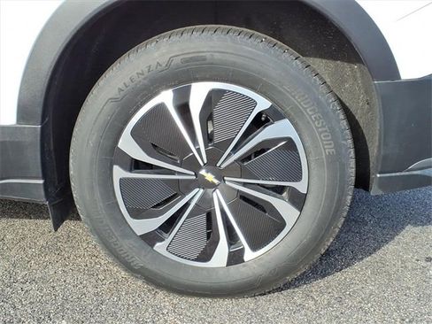 New 2026 Chevrolet Blazer EV LT image 6