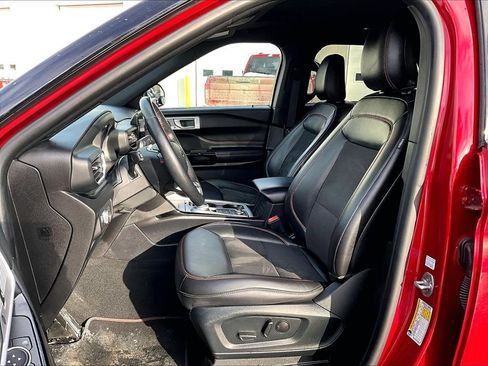 Used 2022 Ford Explorer ST-Line w/ Class IV Trailer Tow Package image 21