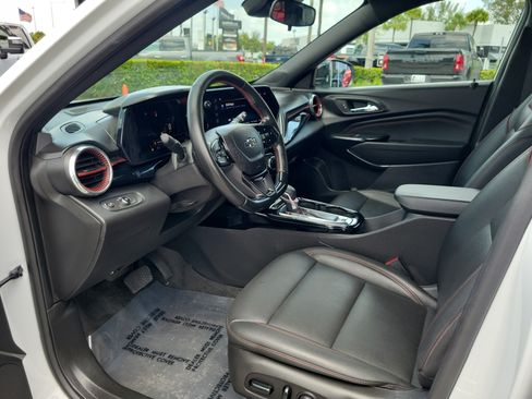 Used 2026 Chevrolet Trax RS w/ Driver Confidence Package FWD image 9